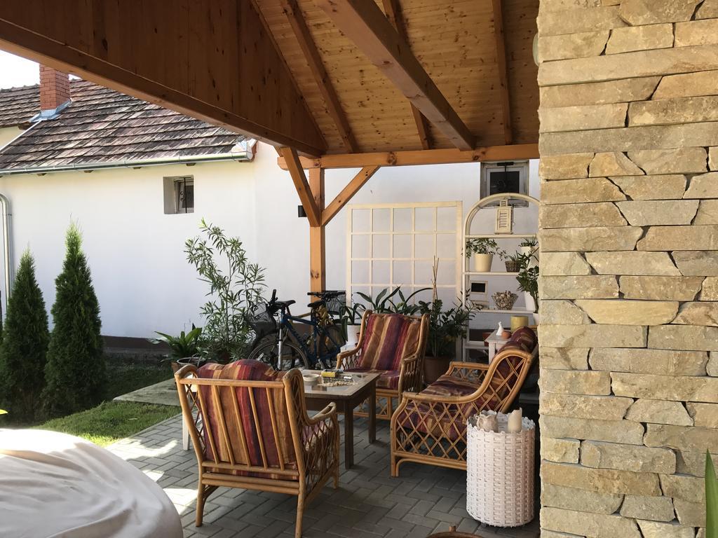 Отель Fonfa Liget Senye Экстерьер фото